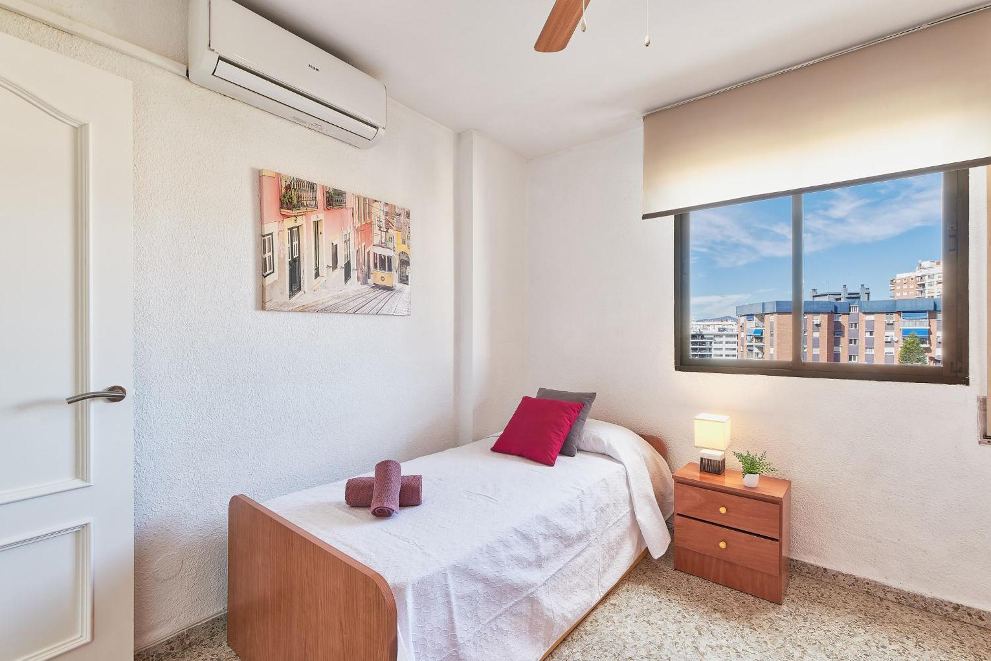 Luminoso Apartamento/ 5 Minutos De La Playa Malaga Luaran gambar
